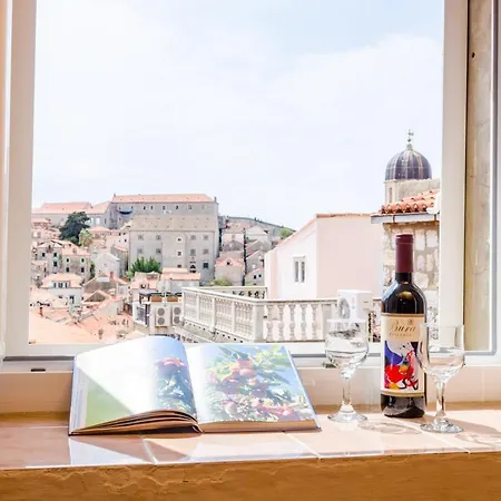 Peppino 3 - Old Town *